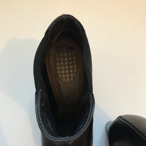 Stuart Weitzman Wedge Bootie - Picture 5 of 6